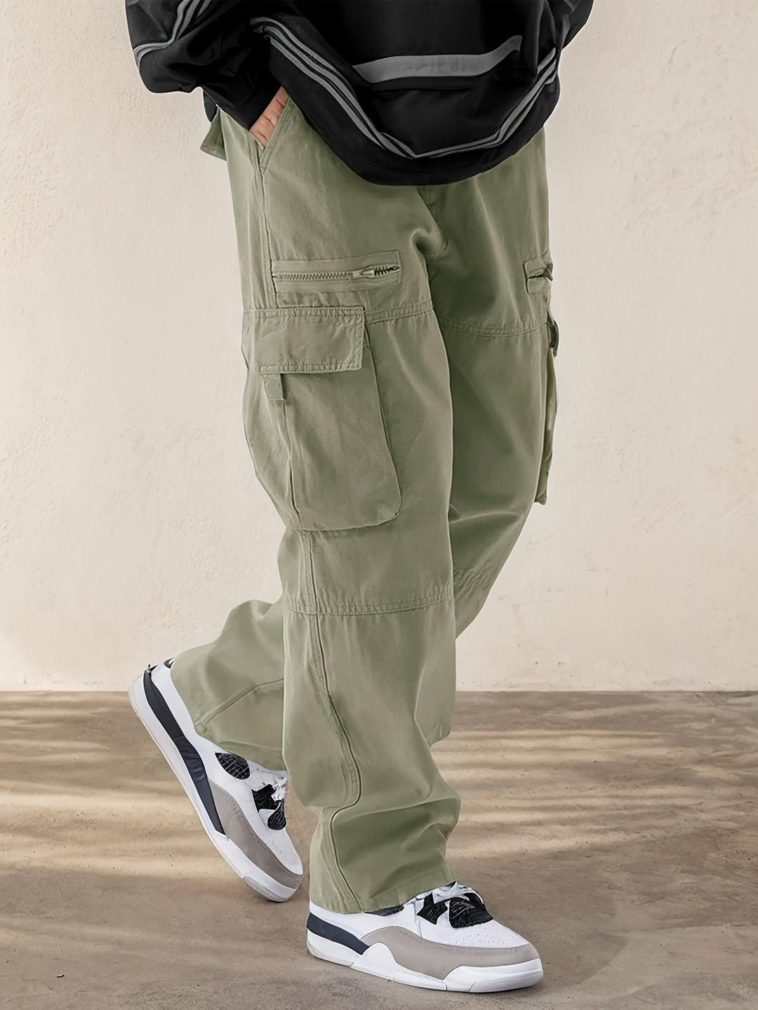 Herren Hose mit Cargo-Taschen und weitem Bein - armee-grün