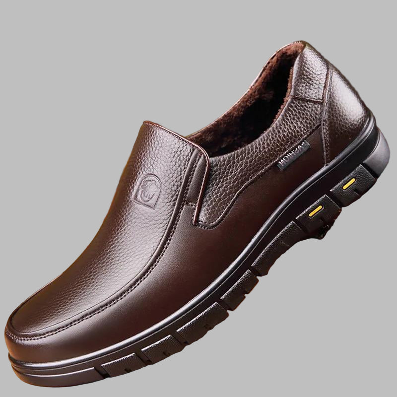 Herrenschuhe im Slip-On-Stil - braun plüsch