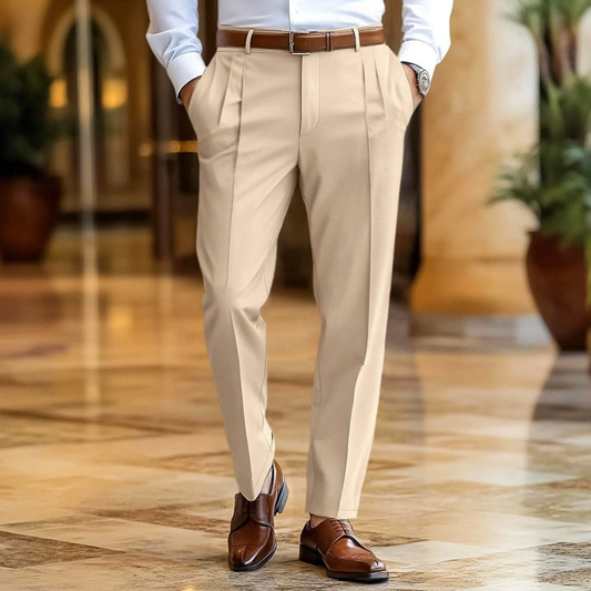 Herren Hosen in klassischer Slim Passform - khaki