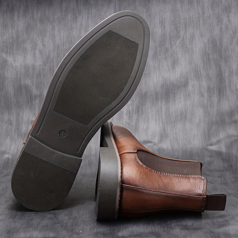 Winterstiefel Herren mit Schaft und Profilsohle