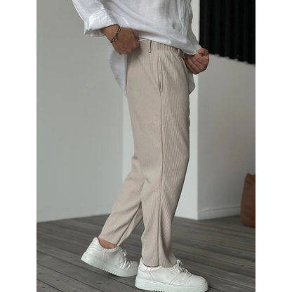 Herren Cordhose mit lockerer Passform