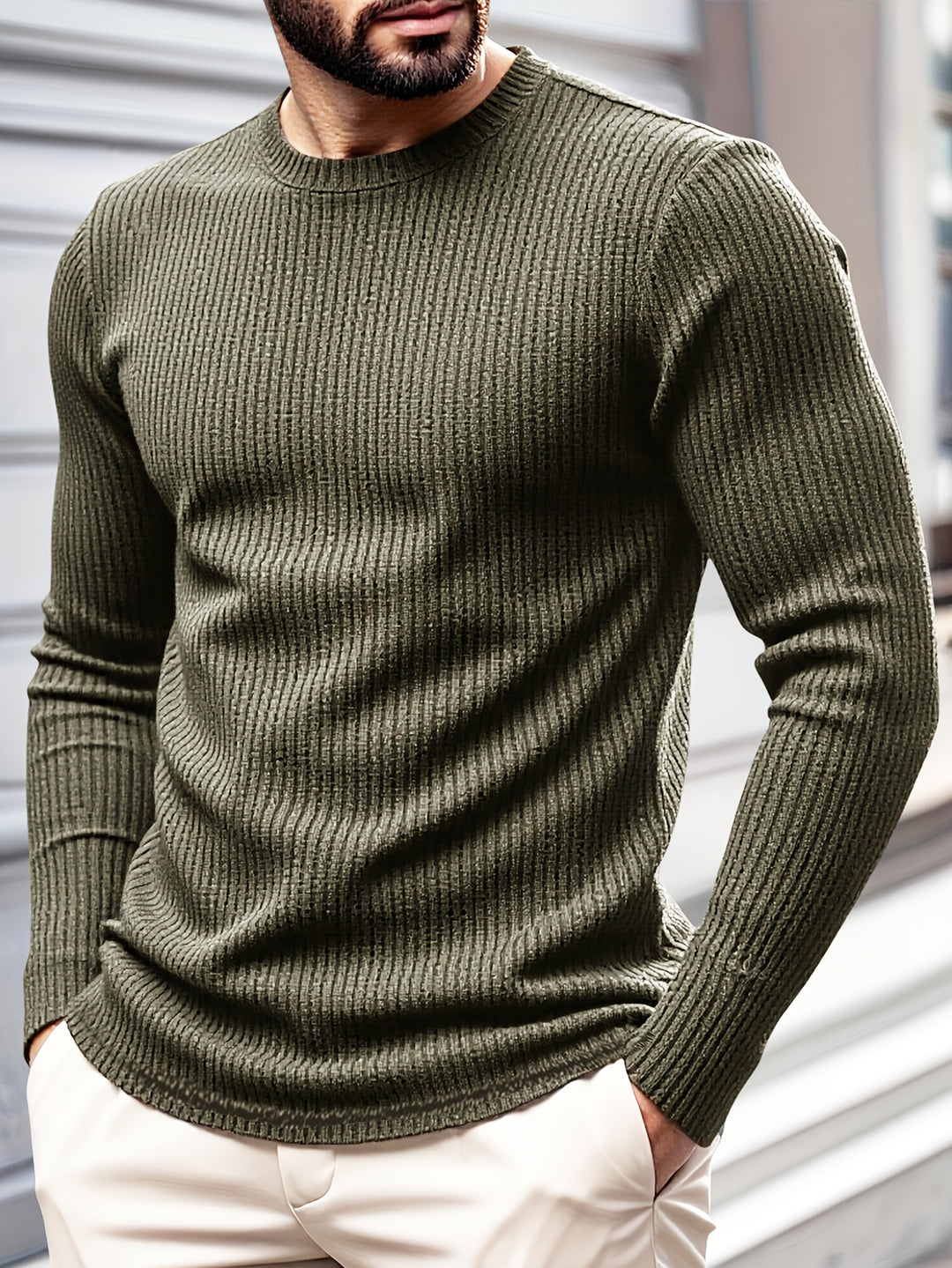 Herren Pullover im Slim Fit mit Rundhals - armee-grün