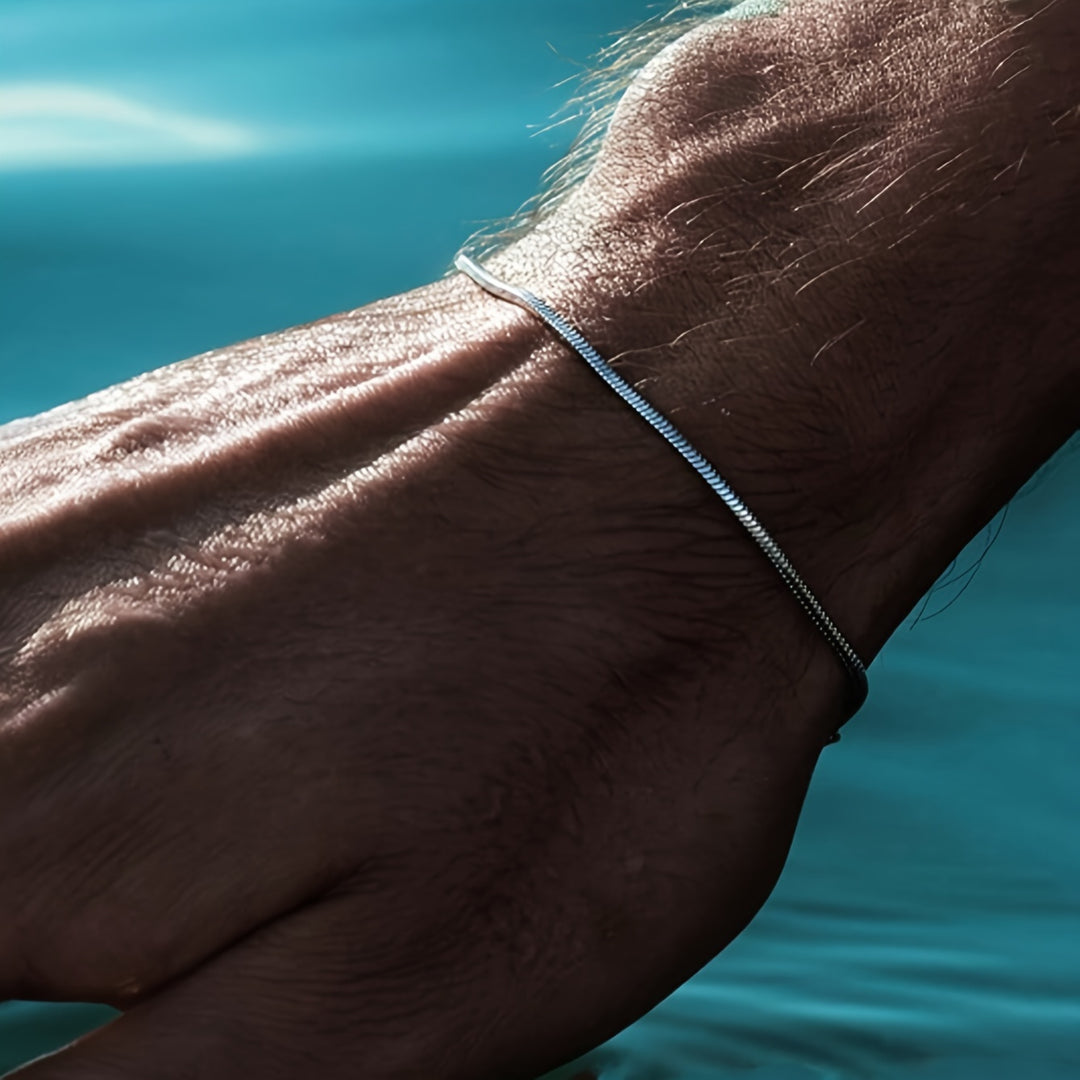 Herren Armband mit feiner Kette und verstellbarem Verschluss - silber