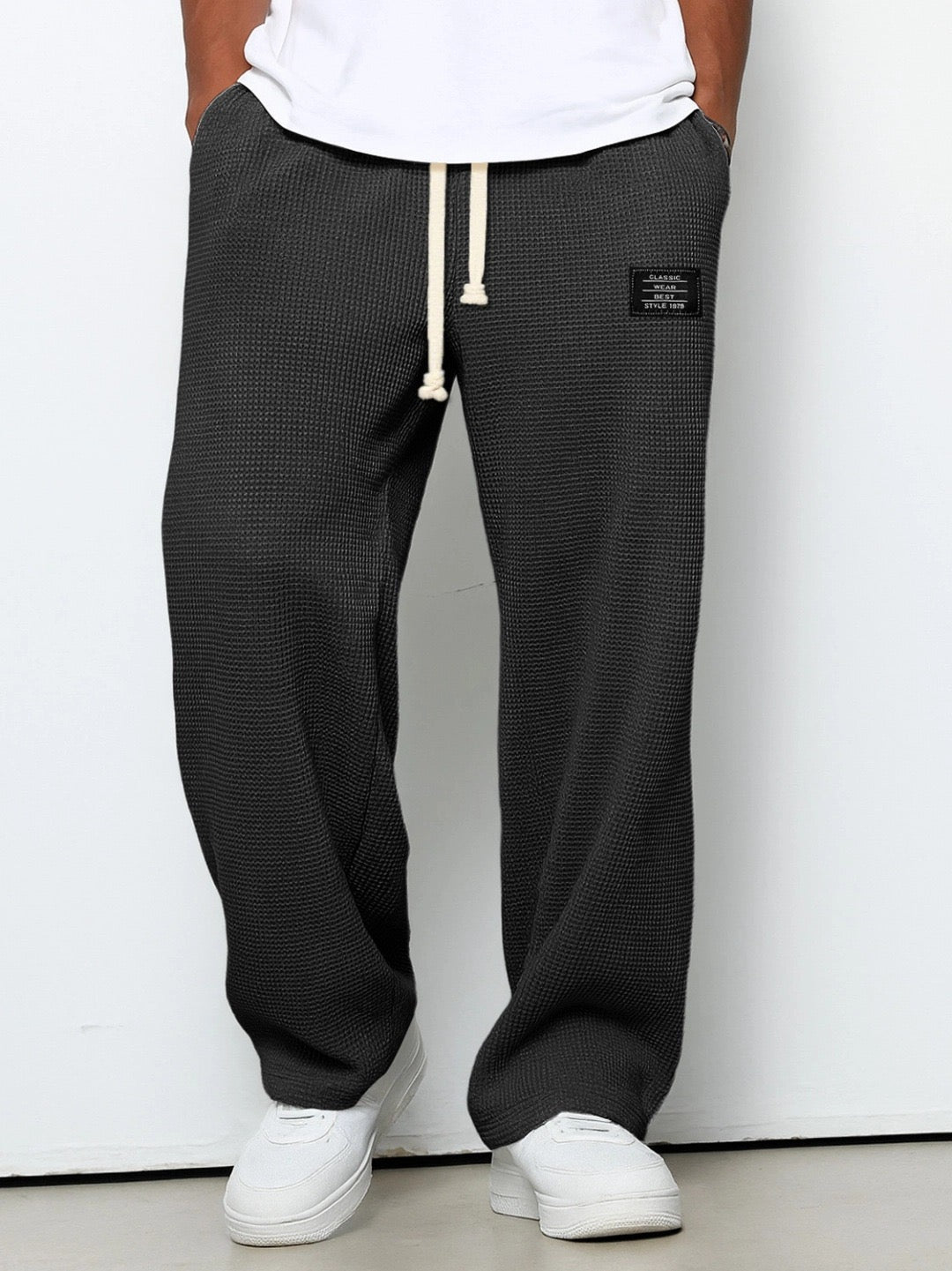 Jogginghose Herren mit strukturiertem Lounge Stil - schwarz