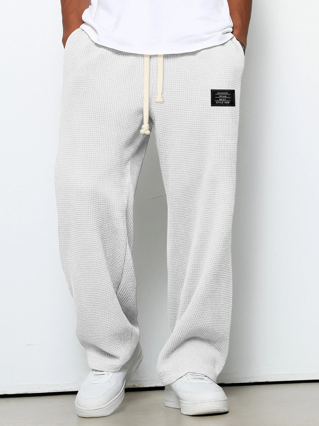 Jogginghose Herren mit strukturiertem Lounge Stil - weiß
