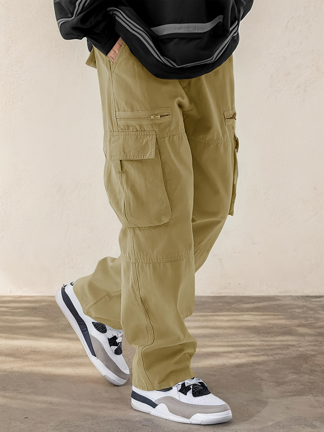 Herren Hose mit Cargo-Taschen und weitem Bein - khaki