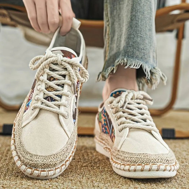 Herren Sneakers mit Ethno Muster