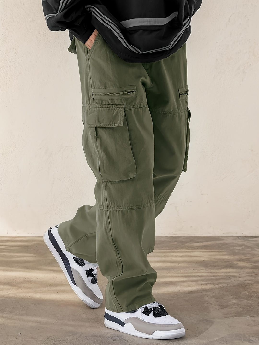 Herren Hose mit Cargo-Taschen und weitem Bein - grün