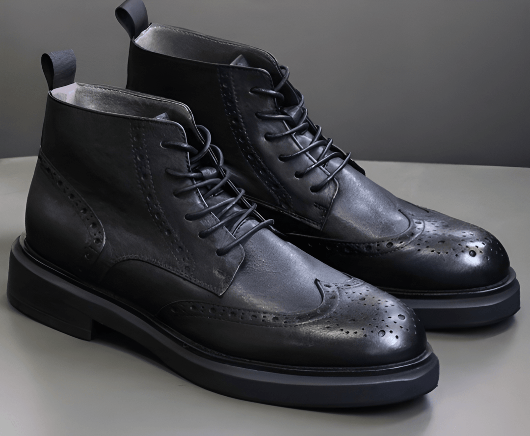 Herren Stiefel mit Schnürung im schlichten Design - schwarz