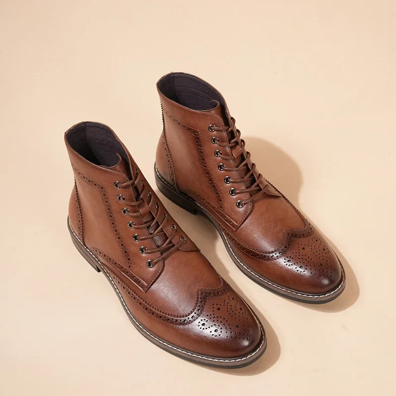 Herren Stiefel mit Schnürung im schlichten Design - braun