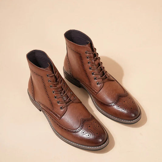 Herren Stiefel mit Schnürung im schlichten Design - braun