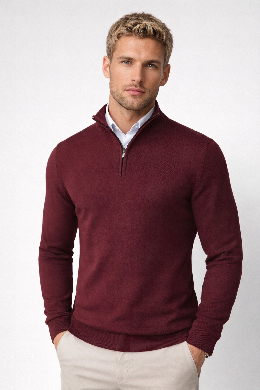 Herren Pullover mit Halbreißverschluss in rot, Klassischer Stehkragen