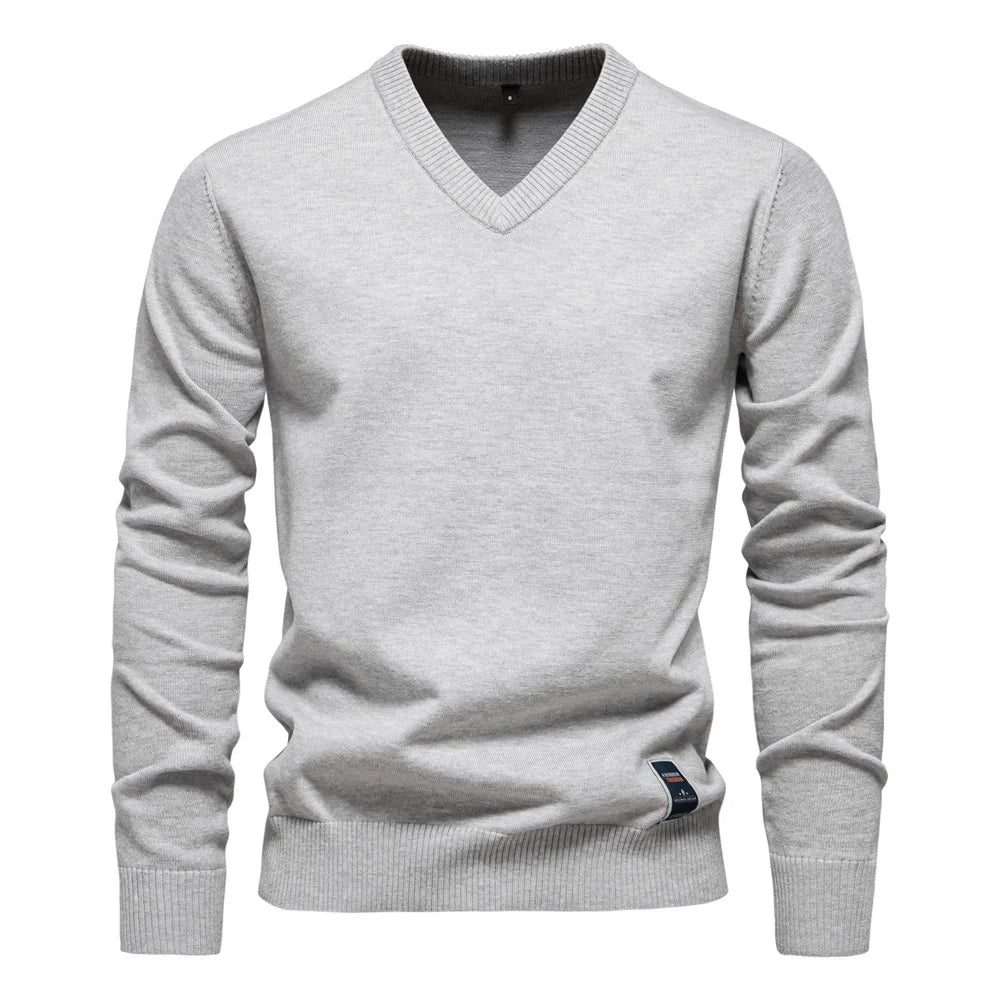 Herren V-Ausschnitt Pullover in hellgrau, klassische Eleganz