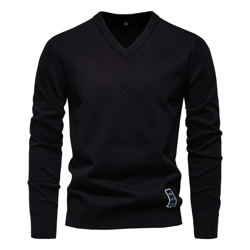 Herren V-Ausschnitt Pullover in schwarz, klassische Eleganz